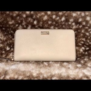 Kate Spade Continental Wallet